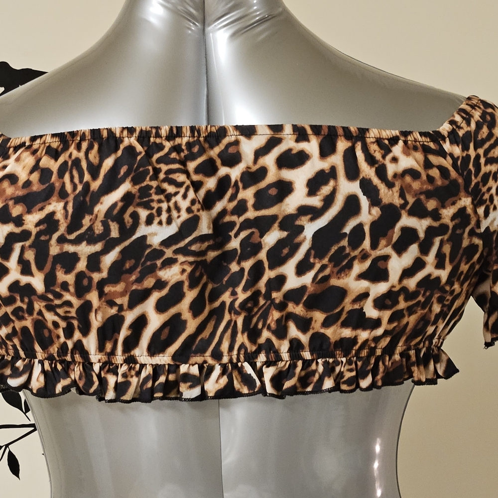 Cheetah crop top - Picture 7 of 7